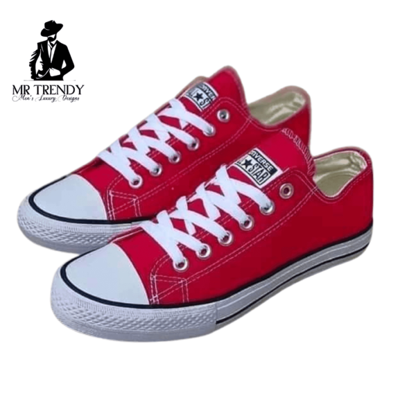 Red Converse All-stars