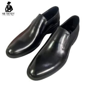 Black Plain-Toe Derby Leather