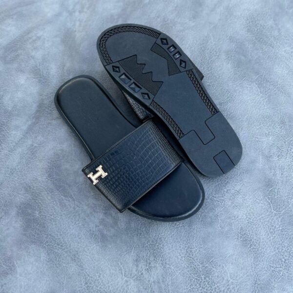 Hermes Izmir Black Sandals.